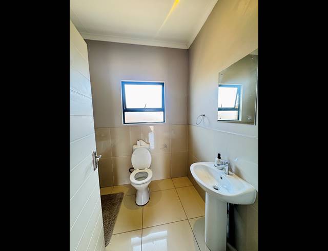 3 BEDROOM TOWNHOUSE FOR SALE IN WITBANK EXT 10